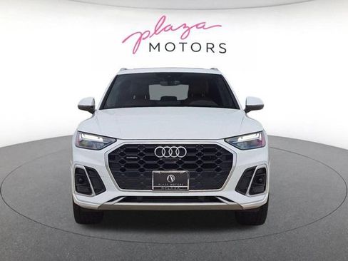 Certified 2023 Audi Q5 2.0T Premium Plus w/ Premium Plus Package AWD/4WD image 2