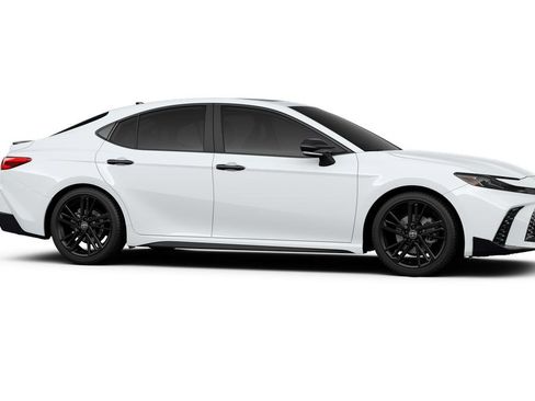 New 2026 Toyota Camry Hybrid FWD image 13