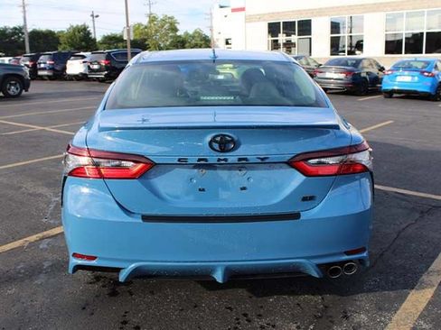 Used 2023 Toyota Camry SE FWD image 6