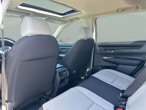 Certified 2025 Honda CR-V EX image 18