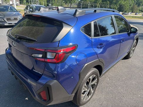 Used 2024 Subaru Crosstrek 2.0i Premium AWD/4WD image 5