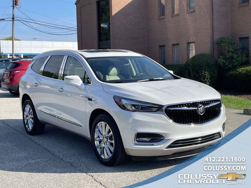 Certified 2018 Buick Enclave Premium w/ Experience Buick Package AWD/4WD image 1