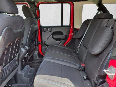 Used 2022 Jeep Wrangler Unlimited Rubicon 4xe AWD/4WD image 18
