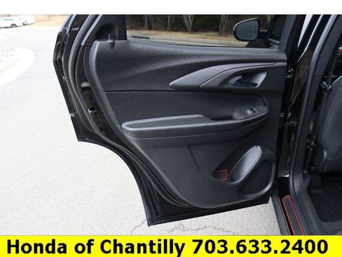 Used 2022 Chevrolet TrailBlazer RS w/ Technology Package image 23