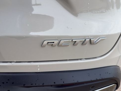 New 2026 Chevrolet Trax ACTIV w/ Driver Confidence Package FWD image 9