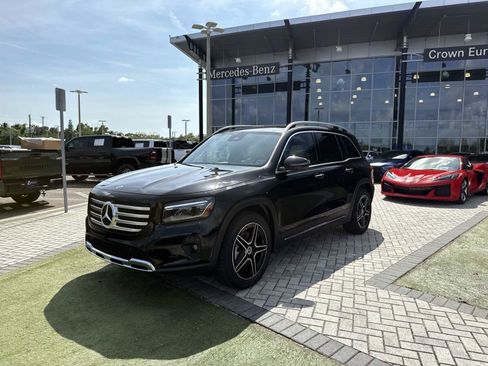 New 2026 Mercedes-Benz GLB 250 image 2