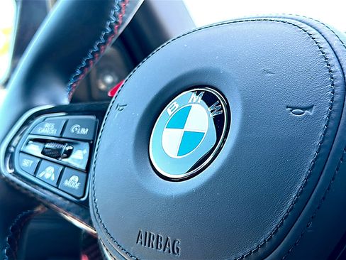 Used 2025 BMW M3 Competition AWD/4WD image 33