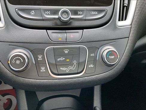 Used 2024 Chevrolet Malibu LS image 15