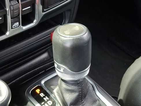 Used 2021 Jeep Wrangler Unlimited Sahara AWD/4WD image 14