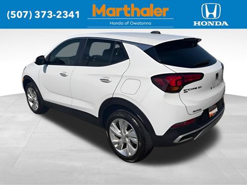 Used 2025 Buick Encore GX Preferred AWD/4WD image 3