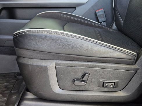 Used 2025 RAM 2500 Laramie w/ Night Edition image 13