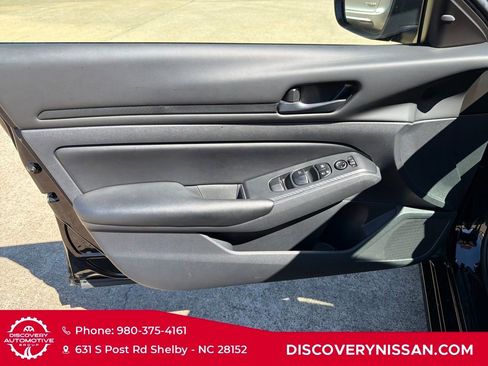 Certified 2025 Nissan Altima 2.5 S image 10