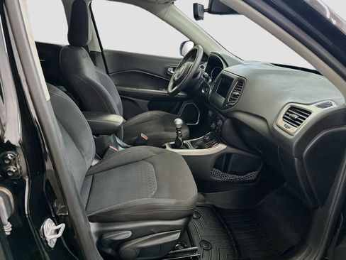 Used 2019 Jeep Compass Sport AWD/4WD image 32