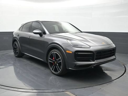 Certified 2023 Porsche Cayenne GTS AWD/4WD image 24