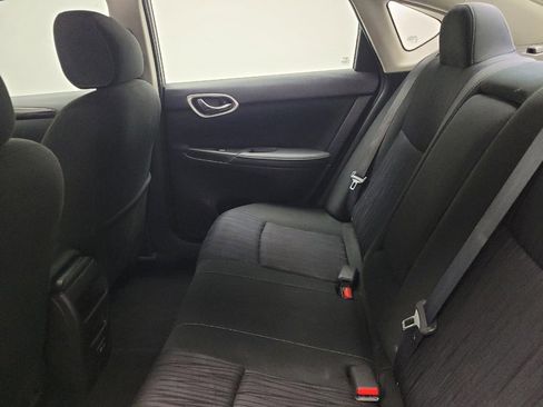 Used 2019 Nissan Sentra SV w/ Special Edition Package FWD image 18