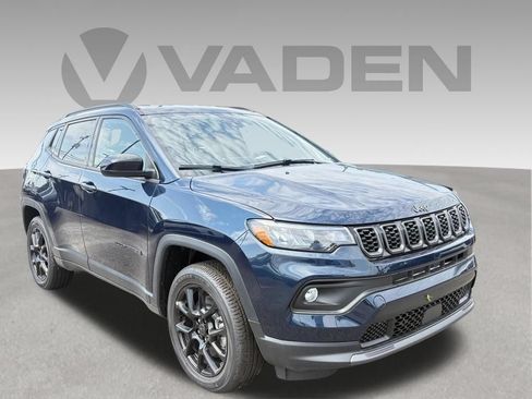 New 2026 Jeep Compass Latitude AWD/4WD image 5