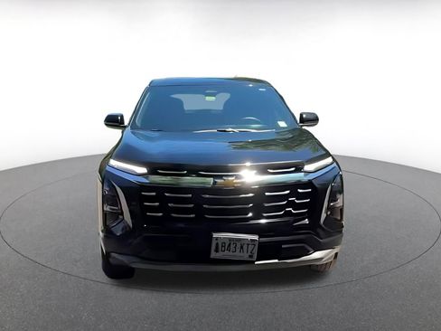 Used 2025 Chevrolet Equinox LT FWD image 4