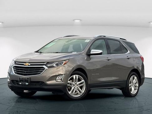 Used 2019 Chevrolet Equinox Premier image 2