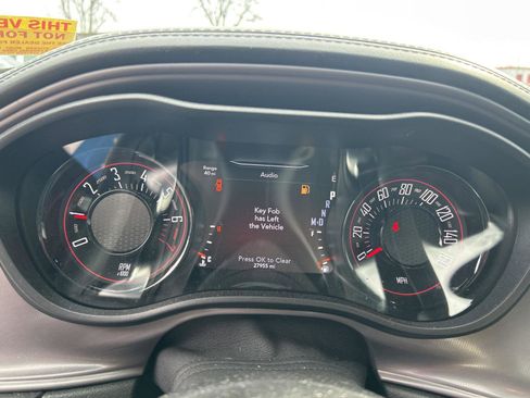 Used 2023 Dodge Challenger SXT w/ Plus Package image 9