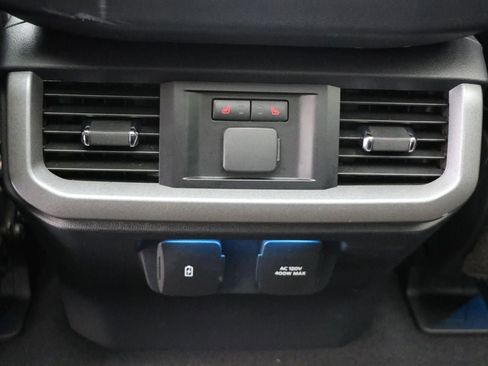 Used 2023 Ford F150 Lariat w/ Equipment Group 502A High image 17