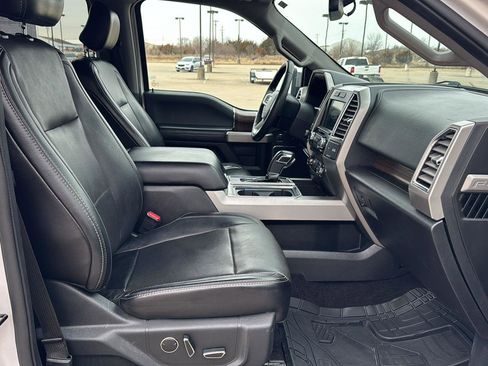 Used 2016 Ford F150 Lariat image 26