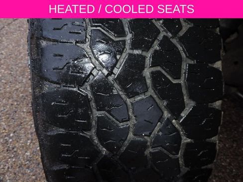 Used 2024 Chevrolet Silverado 2500 LTZ w/ LTZ Convenience Package image 12