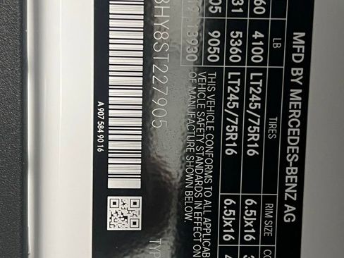 Used 2025 Mercedes-Benz Sprinter 2500 image 9