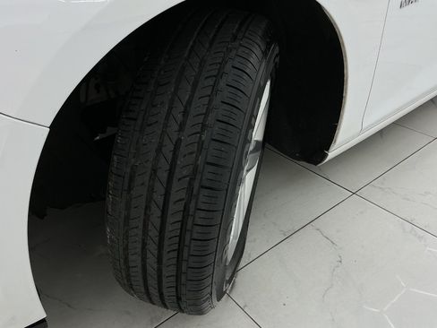 Used 2019 Chevrolet Malibu LS FWD image 41