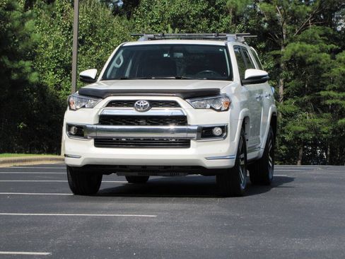 Used 2015 Toyota 4Runner Limited AWD/4WD image 8