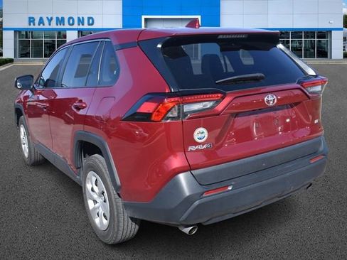 Used 2023 Toyota RAV4 LE image 5