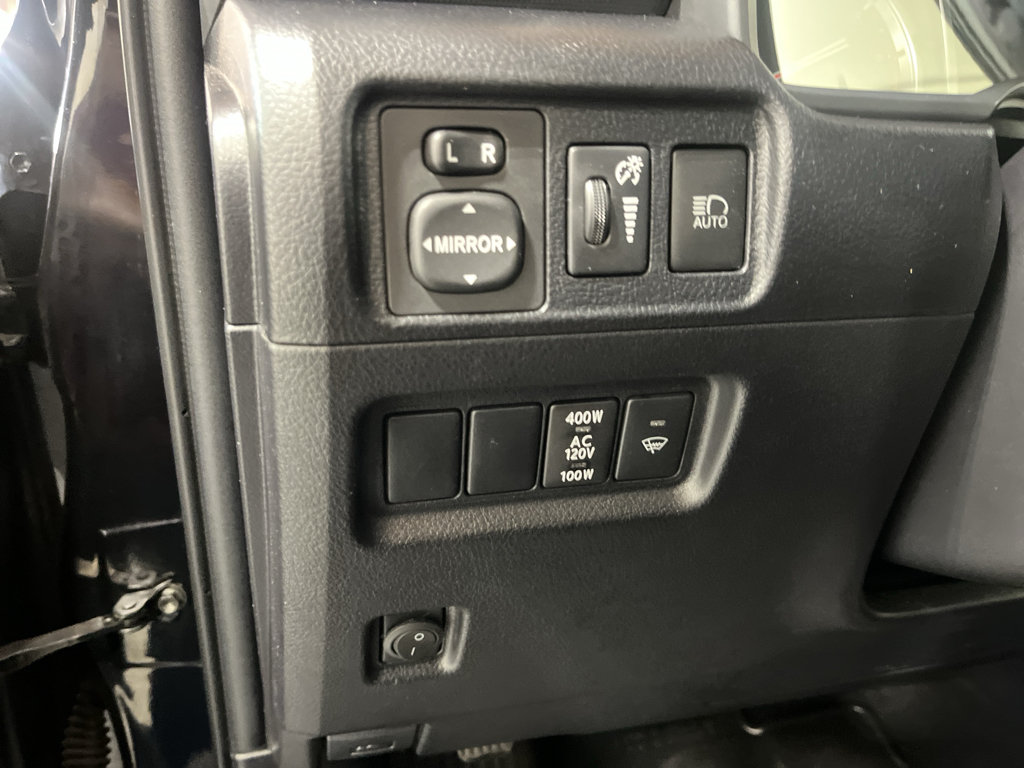 Used 2022 Toyota 4Runner TRD Off-Road AWD/4WD image 33