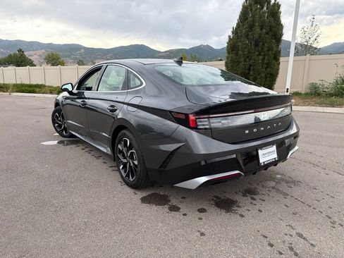 Used 2025 Hyundai Sonata SEL FWD image 8