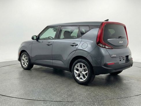 Used 2025 Kia Soul LX w/ LX Technology Package image 6