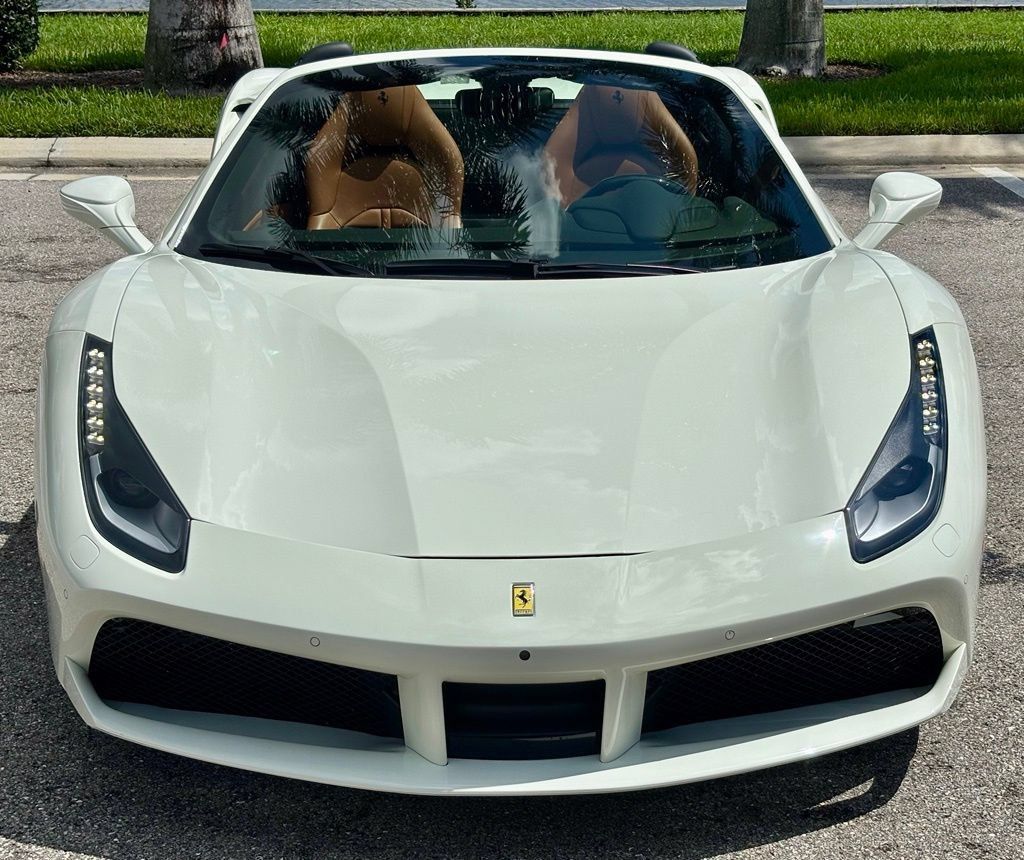 Used 2018 Ferrari 488 Spider RWD image 3