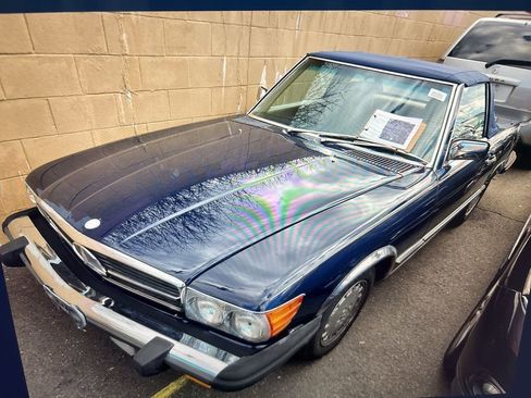 Used 1988 Mercedes-Benz 560 SL image 1