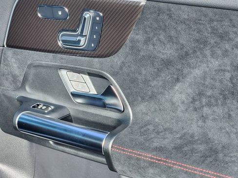 New 2026 Mercedes-Benz GLA 35 AMG 4MATIC image 17