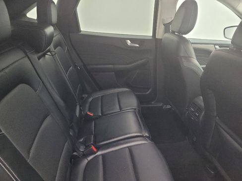Used 2022 Ford Escape SEL image 19