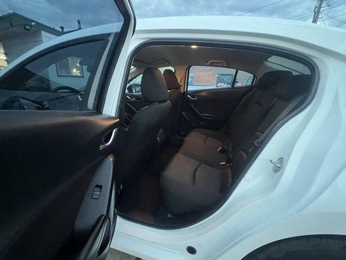 Used 2015 MAZDA MAZDA3 i Touring FWD image 15