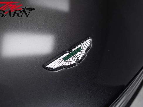 Used 2009 Aston Martin V8 Vantage Roadster RWD image 17