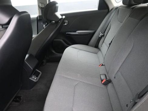 Used 2025 Kia K4 FWD image 19