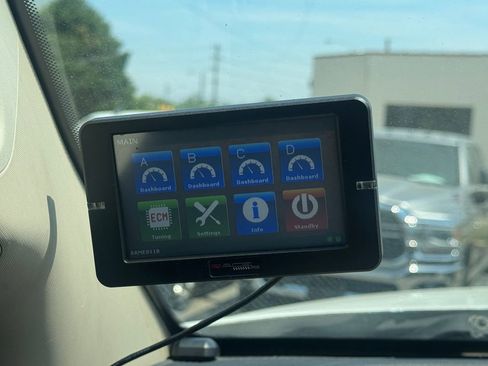 Used 2011 RAM 2500 SLT image 23