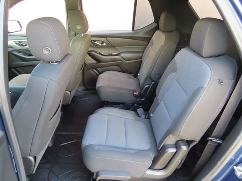 Certified 2022 Chevrolet Traverse LT w/ LPO, Floor Liner Package AWD/4WD image 26