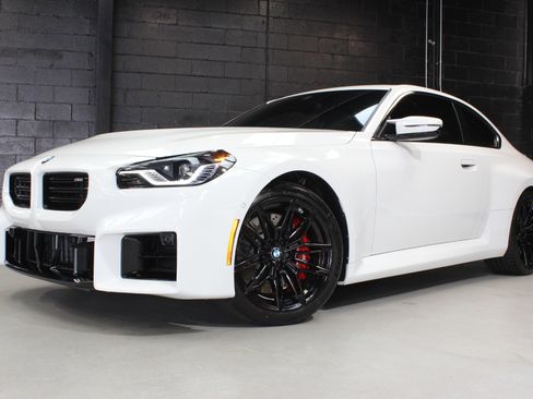 Used 2024 BMW M2 w/ Lighting Package image 4