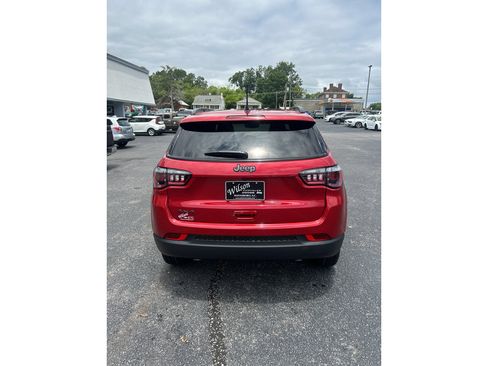 New 2026 Jeep Compass Latitude AWD/4WD image 6