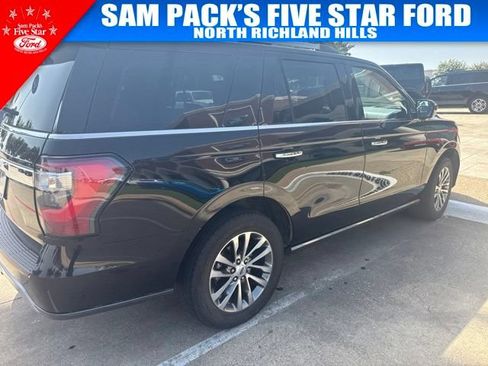 Used 2018 Ford Expedition Limited AWD/4WD image 4