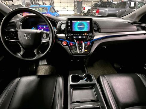 Used 2023 Honda Odyssey Touring image 15