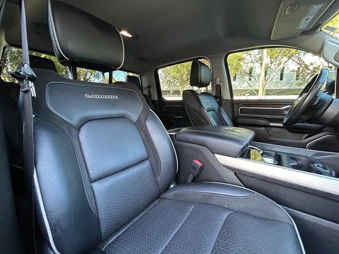 Used 2022 RAM 1500 Laramie RWD image 36