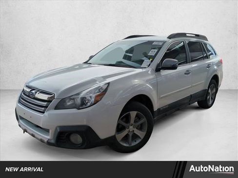 Used 2013 Subaru Outback 2.5i Limited w/ Special Appearance Pkg image 1