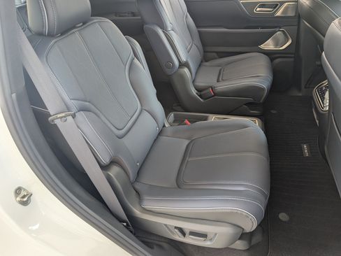 Used 2026 INFINITI QX80 4WD w/ Sport Exterior Package image 21