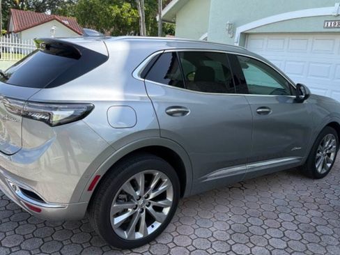 Used 2023 Buick Envision Avenir FWD image 2